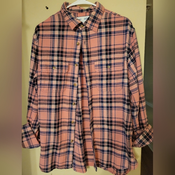 Multiple long sleeve shirts men size medium - Picture 4 of 6